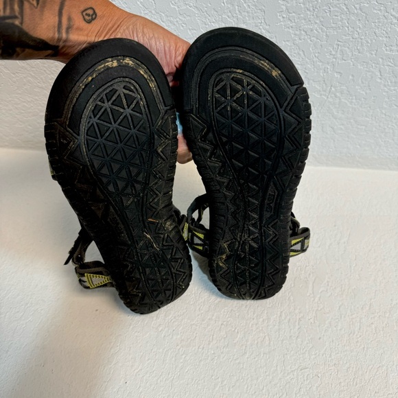 Teva Black Outdoor Comfort Sandal Woman’s Girls 5 - Picture 5 of 6